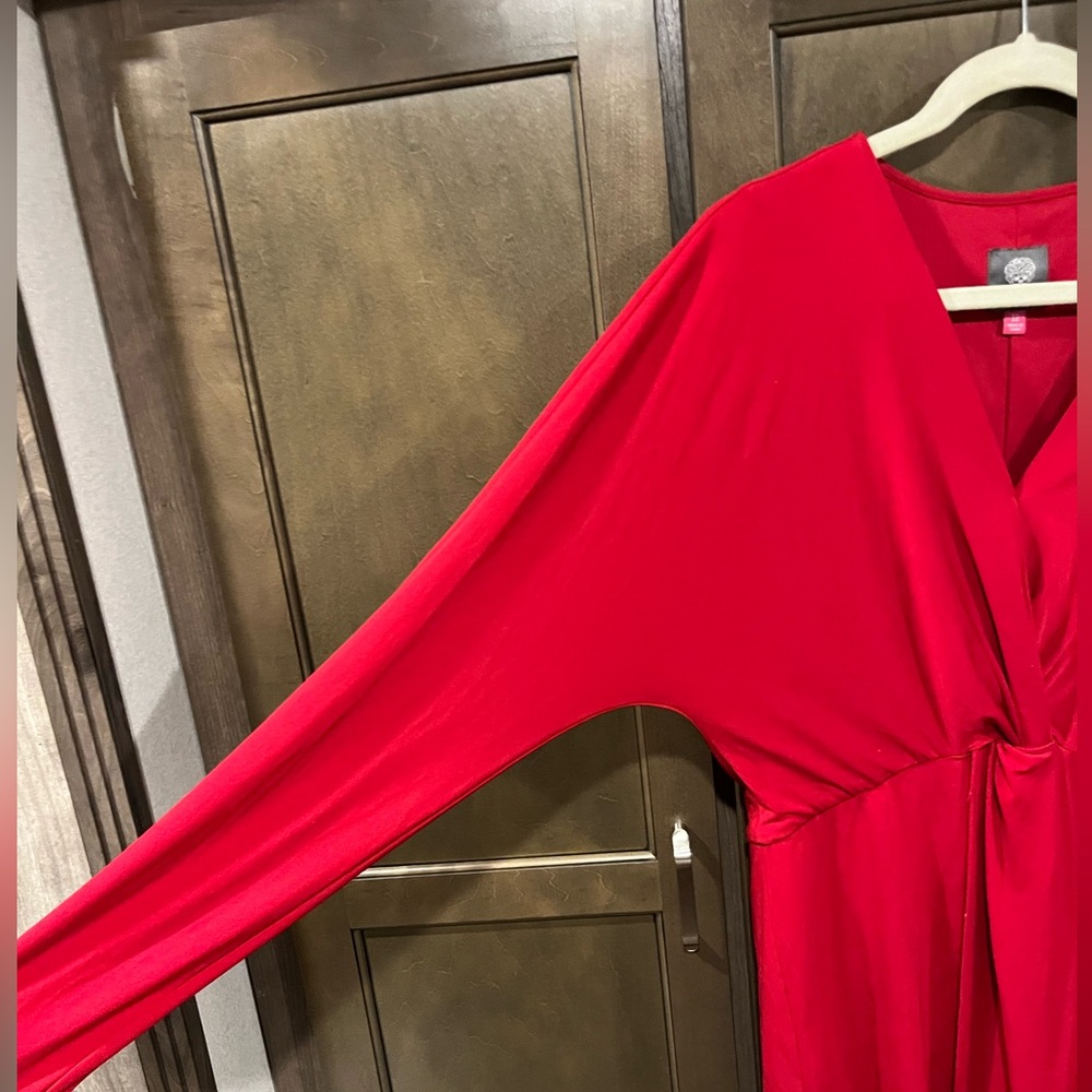 Bright Red Stretchy & Bodycon Vince Camuto size 12 ruched dolman sleeves sexy